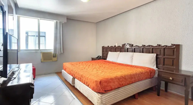Двухместный номер Standard Capital O Hotel Colon Express Guadalajara