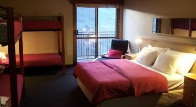 Четырёхместный номер Standard Guthega Inn