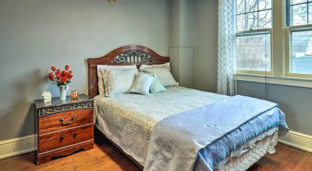 Allentown Home: 2 Mi To Hamilton District!, 예약 호텔 앨런타운 ABE