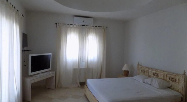 House With 4 Bedrooms in Sidi Mehrez, With Pool Access, Enclosed Garde