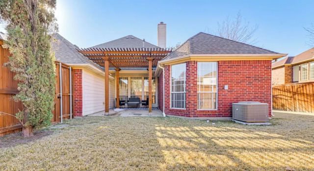Коттедж Elegant Home w/ Private Patio, 2 Mi to UTD Campus!