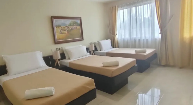 Трёхместный номер Standard Royale House Hotel Davao powered by Cocotel