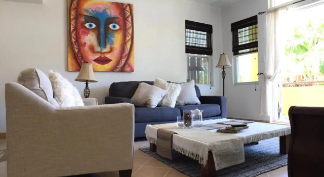 Апартаменты Caye Reef Condos