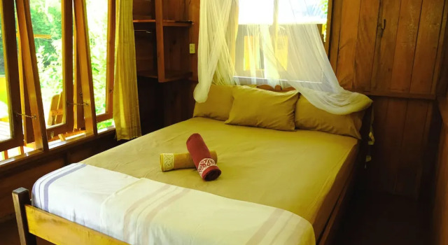Maratua Guesthouse, Book Hotel Pulau Maratua Indonesia