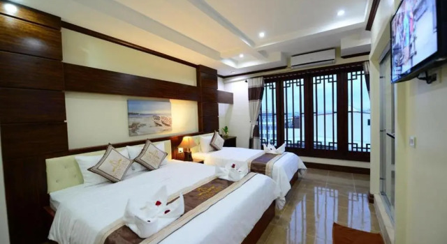 Трёхместный номер Standard с красивым видом из окна Vientiane Luxury Hotel