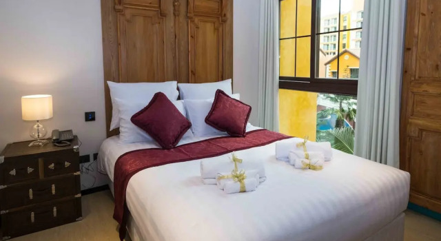Семейный люкс с балконом The Symphony Suites Pattaya