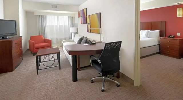 Четырёхместный люкс с 2 комнатами Residence Inn by Marriott Dallas Plano The Colony