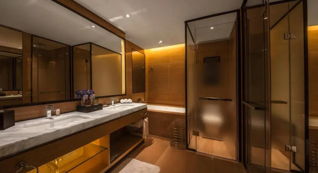 Двухместный номер Superior Shenzhen Futian Wyndham Grand