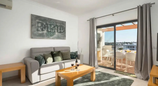 The Emerald - Lagos Apartment By Ideal Homes, Varaa Huoneisto Lagos Albufeira