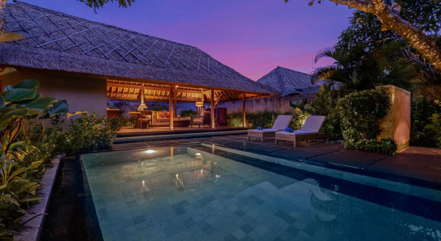 Вилла с 2 комнатами Mayaloka Villas Seminyak