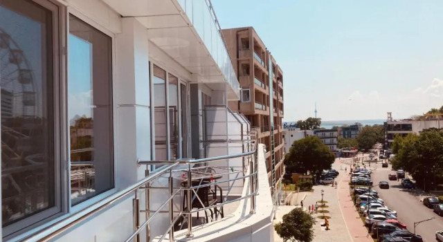 Standardowy dwuosobowy pokój i balkonem Hotel Pasha