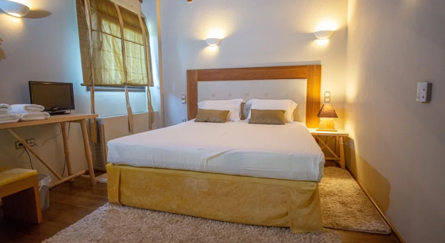 Полулюкс Anavasi Mountain Resort