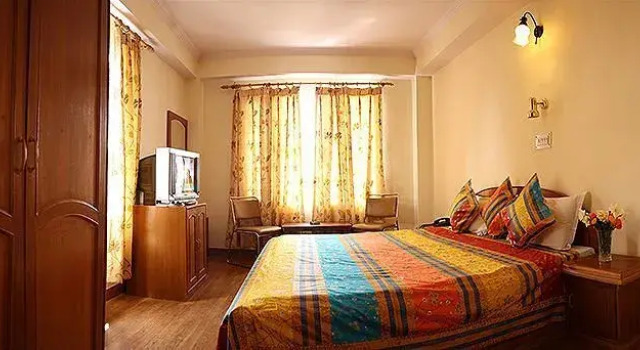 Hotel Deepwoods