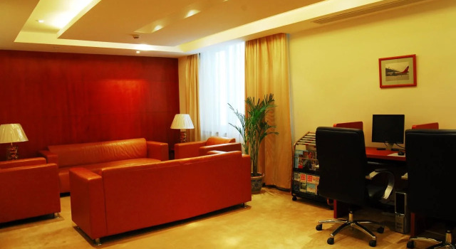 Shanghai Airlines Travel Hotel