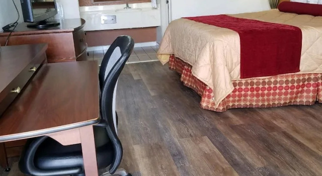 Двухместный номер Standard Royal Inn