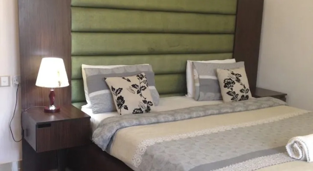 Апартаменты Executive Millennium Apartments