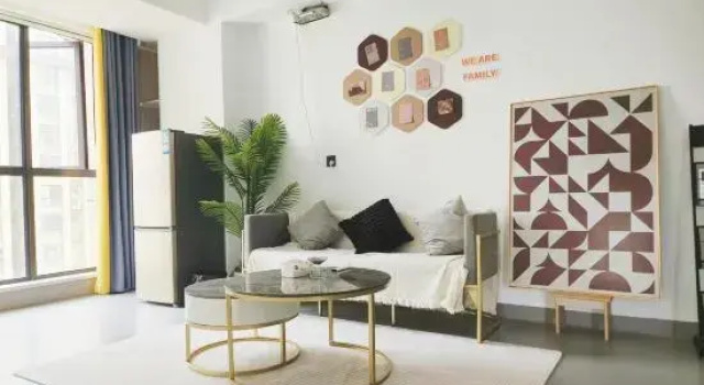 Люкс с 2 комнатами с видом на озеро Youmi Homestay (Hanshou Wanda Plaza)