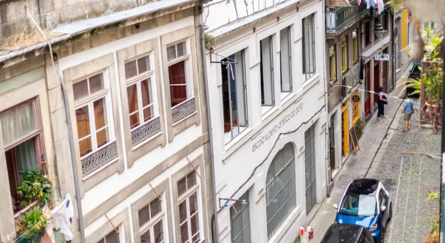 Merc Porto Downtowns Place, Забронировать Отель Cedofeita / Santo Ildefonso / Se / Miragaia / Sao Nicolau e Vitoria Порту, рядом с Парк Жардим-ду-Морру