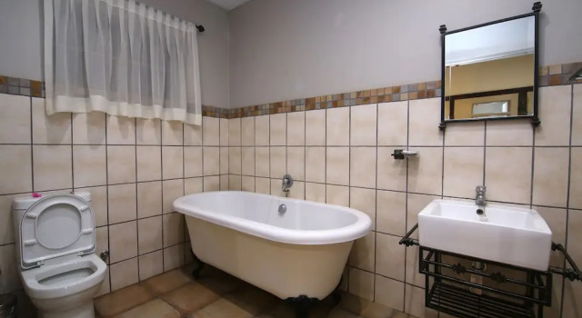 Номер Economy Kalahari Arms Hotel