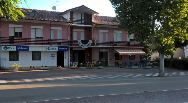 Albergo Ester di Fossi Laura, Reserva ahora Hotel Centro histórico - Marina Centro - San Giuliano Rímini