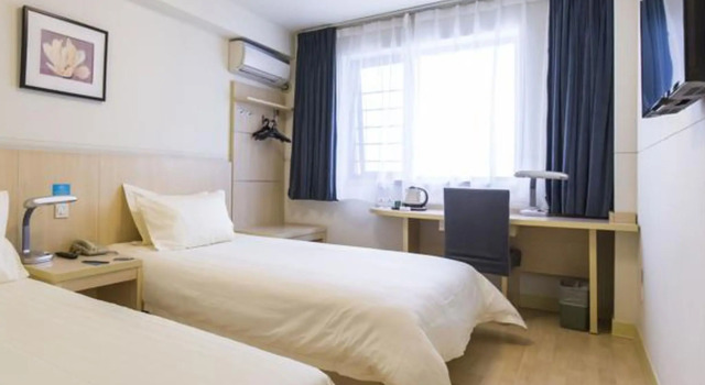 Номер Standard Jinjiang Inn Xian Changle West Road Branch