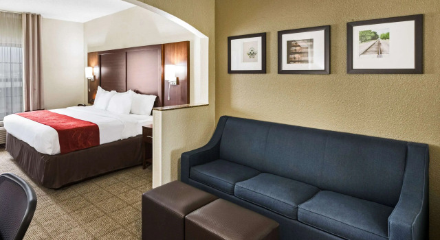 Comfort Suites Monroe