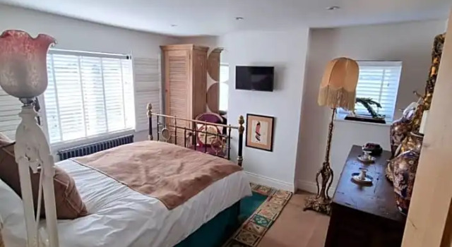 Varr House @ Meadow View, Book Hotel Hoteller i Emsworth med parkering, Parkering