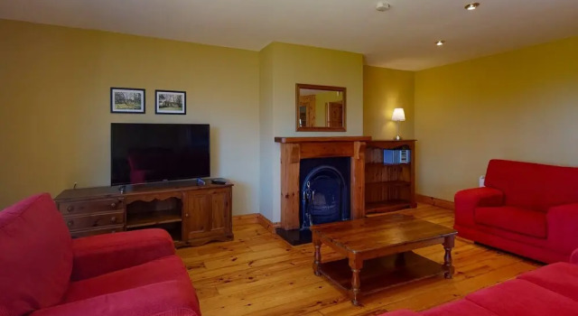 Courtyard Cottages, Book Hotel Hotels in Tralee with Parking, Parking