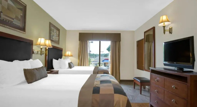 Четырёхместный номер Standard Wingate by Wyndham Tuscaloosa