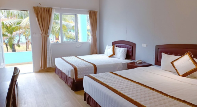 Семейное бунгало с видом на сад Maxivic Beach Resort Phan Thiet