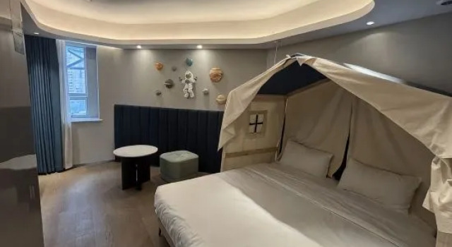 Люкс Beijing BoLLy Wood  Hotel (Guomao SKP Store)