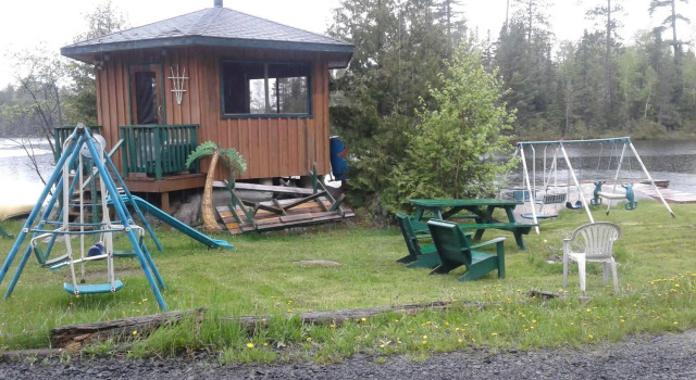 Wilson Lake Cottages, Book Hotel 3-stjernede hoteller i Temagami, 3*