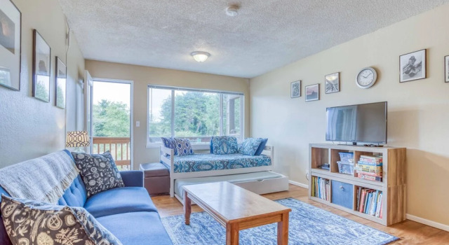 Proposal Rock Inn 233, Book Hotel Neskowin Oregon Coast