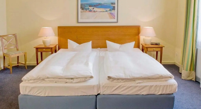 Strand-Park Strand-Park V12, Book Hotel Heringsdorf Usedom