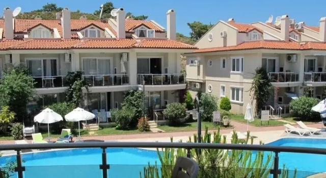 Вилла Villa SL18 by JoyLettings