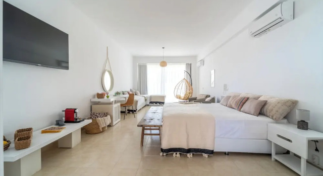Люкс Premium Alpha Urban Suites