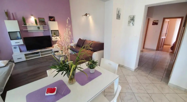 Апартаменты с 3 комнатами Apartments Miki Pag