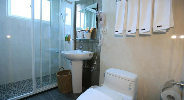 Standard quadruple chambre avec balcon Fuye B&B