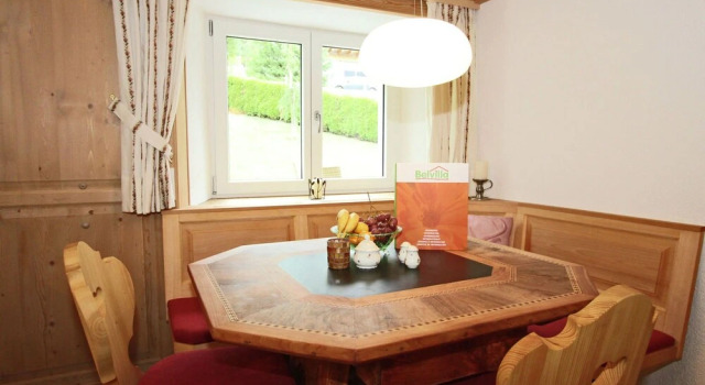 Modern Apartment In Sankt Gallenkirch With Lovely Garden, Prenota Appartamento Hotel a Vorarlberg con parcheggio, Parcheggio