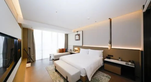 Люкс Luxury Capital International Exhibition & Convention Center Hotel
