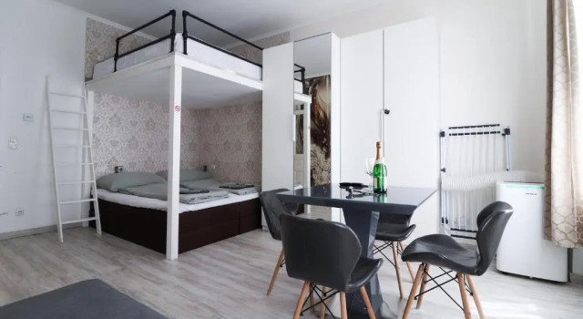 Апартаменты CozyNite Premium Apartment Favoriten 1