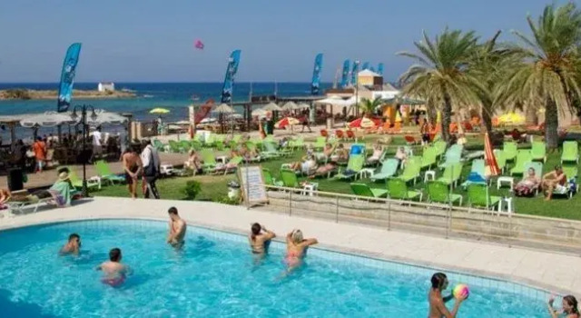 Malia Resort Beach Front Hotel, Забронировать Курортный отель Малия Центральный Крит