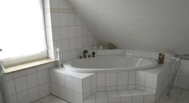 Коттедж Also a Modern Retreat