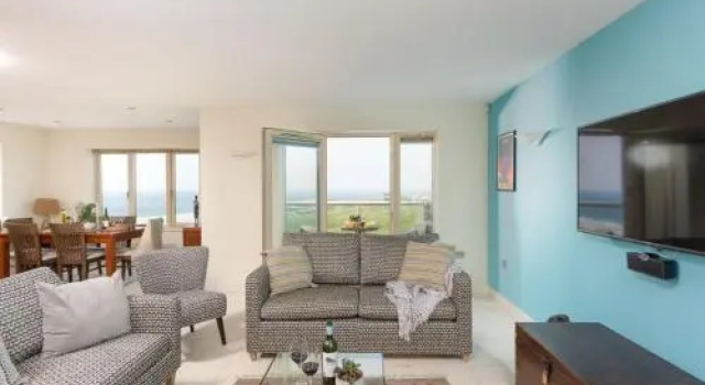 5 The Vista, Newquay