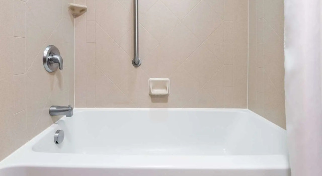Номер Standard Hampton Inn Springfield South Enfield