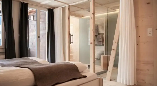 Lenk Lodge - Boutique Apartements, Buchen Sie Hotel Hotels in Lenk mit Parkplatz, in der Nähe von Walleg, Parkplätze