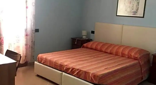 The Orange House, Забронировать Отель Отели Ассемини 3 звезды, 3*