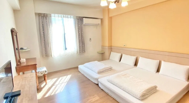 Четырёхместный семейный номер Standard Village Villa B&B