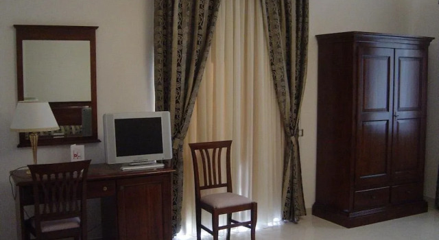 Hotel Domus, Reservar Hotel Altino Abruzos