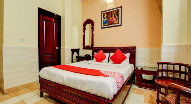 Capital O 11204 Hotel Rg Palace, Забронировать Отель Отели штата Раджастхана 3 звезды, 3*